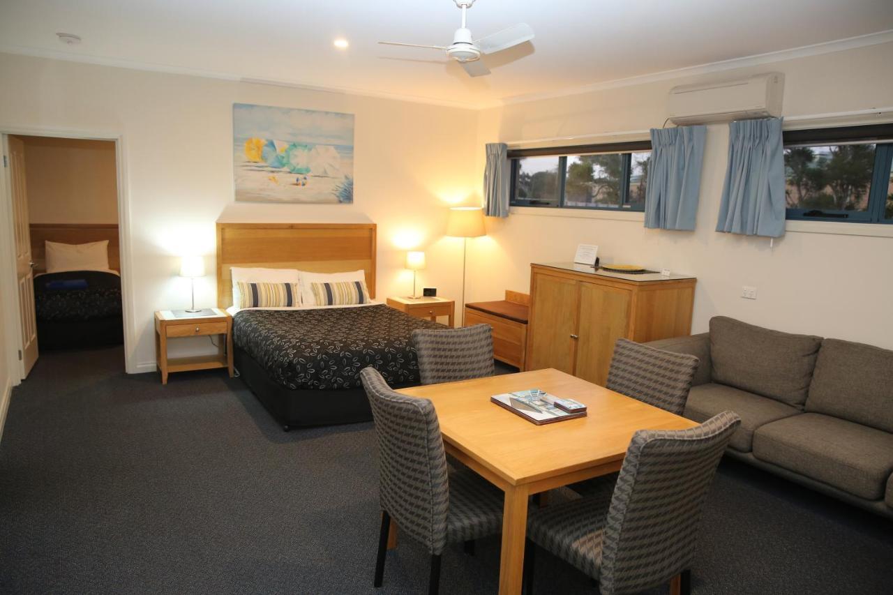 Motel On A'Beckett Inverloch Exterior photo